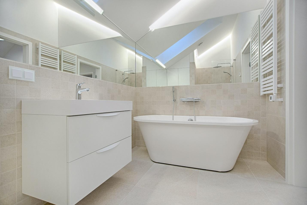 benefits of bathtub reglazing